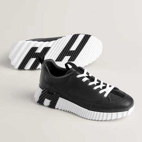 スニーカー ジャンプ