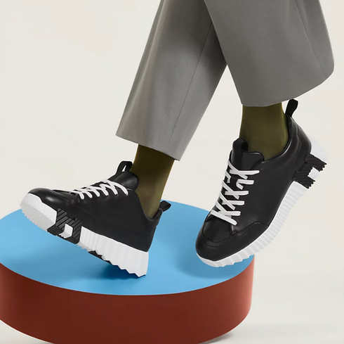 スニーカー ジャンプ